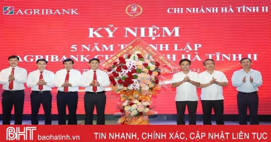 Tiếp tục đổi mới, phát huy vai trò ngân hàng thương mại hàng đầu tại Hà Tĩnh