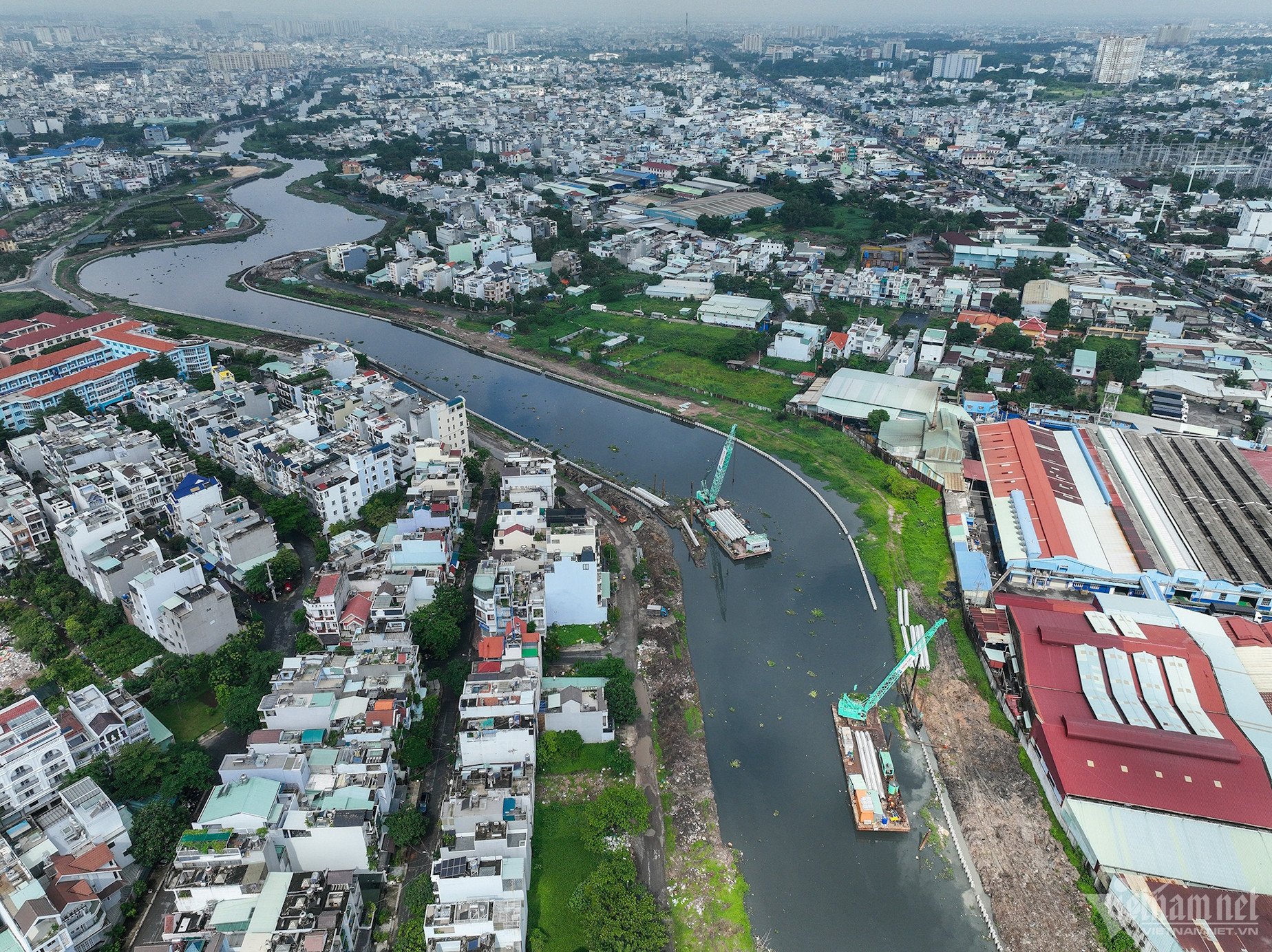 le plus long canal de Ho Chi Minh Ville 13 1 182.jpeg