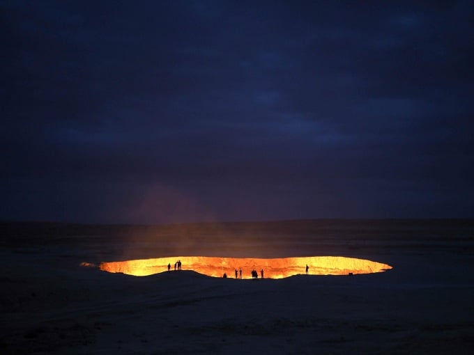 Das ständig brennende „Tor zur Hölle“ zieht Besucher nach Turkmenistan