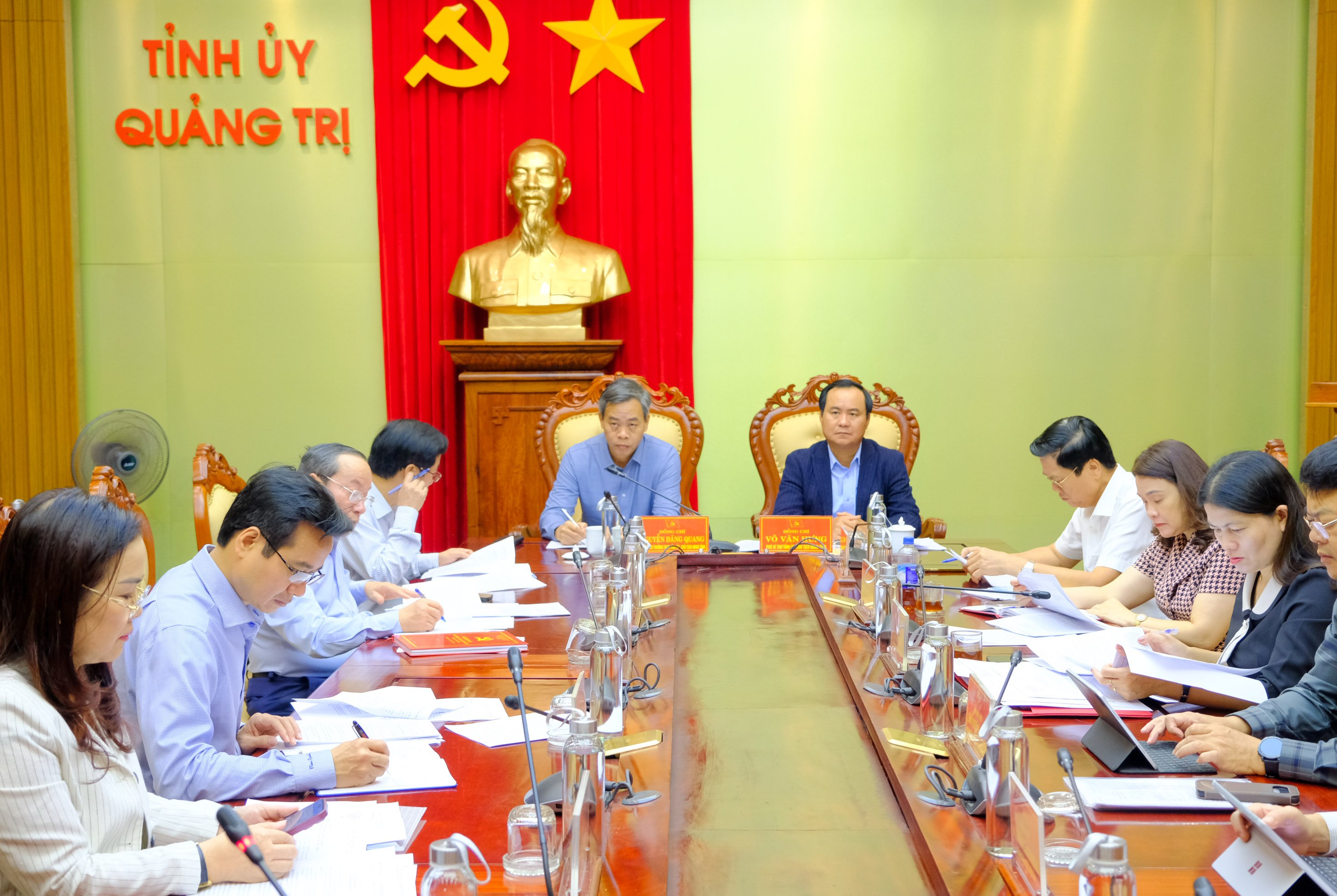 Discuss and decide on a number of contents related to the Documents of the 18th Quang Tri Provincial Party Congress