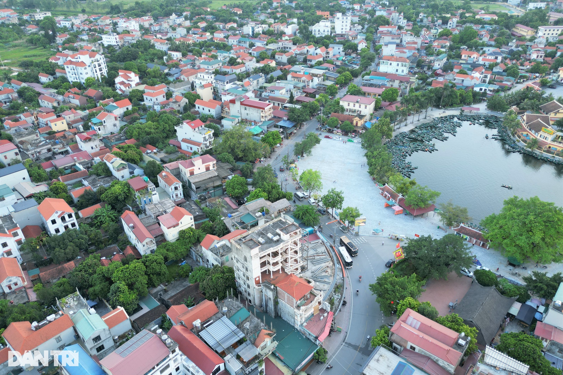 Phố Tây ở Ninh Bình - 1