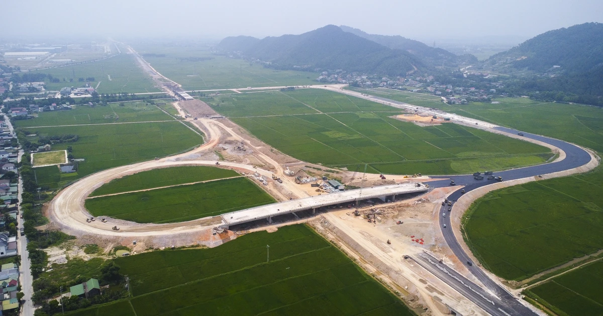 Video instructions on getting on and off the Dien Chau - Bai Vot highway