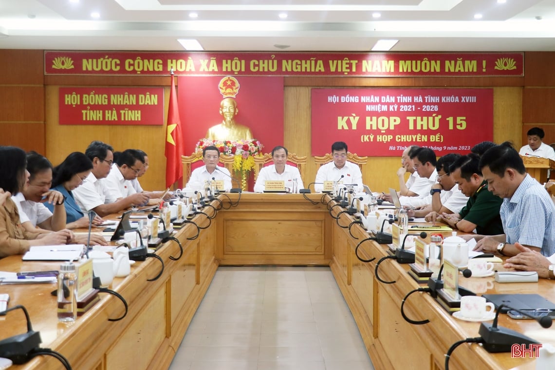 Kỳ họp thứ 15, HĐND tỉnh khóa XVIII thông qua 8 nghị quyết quan trọng