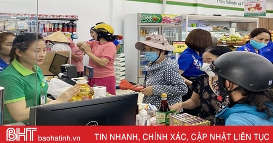 Cuando Winmart+ y Co.opfood están presentes en muchas áreas rurales de Ha Tinh