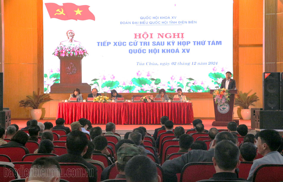 Đoàn đại biểu Quốc hội tỉnh tiếp xúc cử tri huyện Tủa Chùa