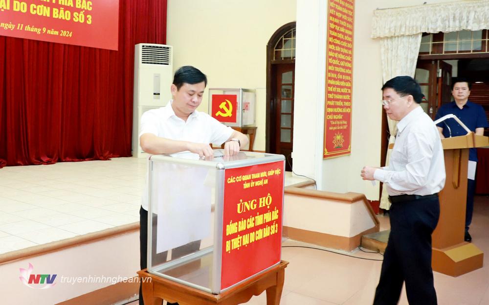 El Comité Provincial del Partido de Nghe An apoya a las personas afectadas por la tormenta nº 3