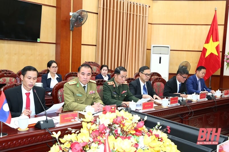 Land work exchange between Thanh Hoa and Hua Phan provinces