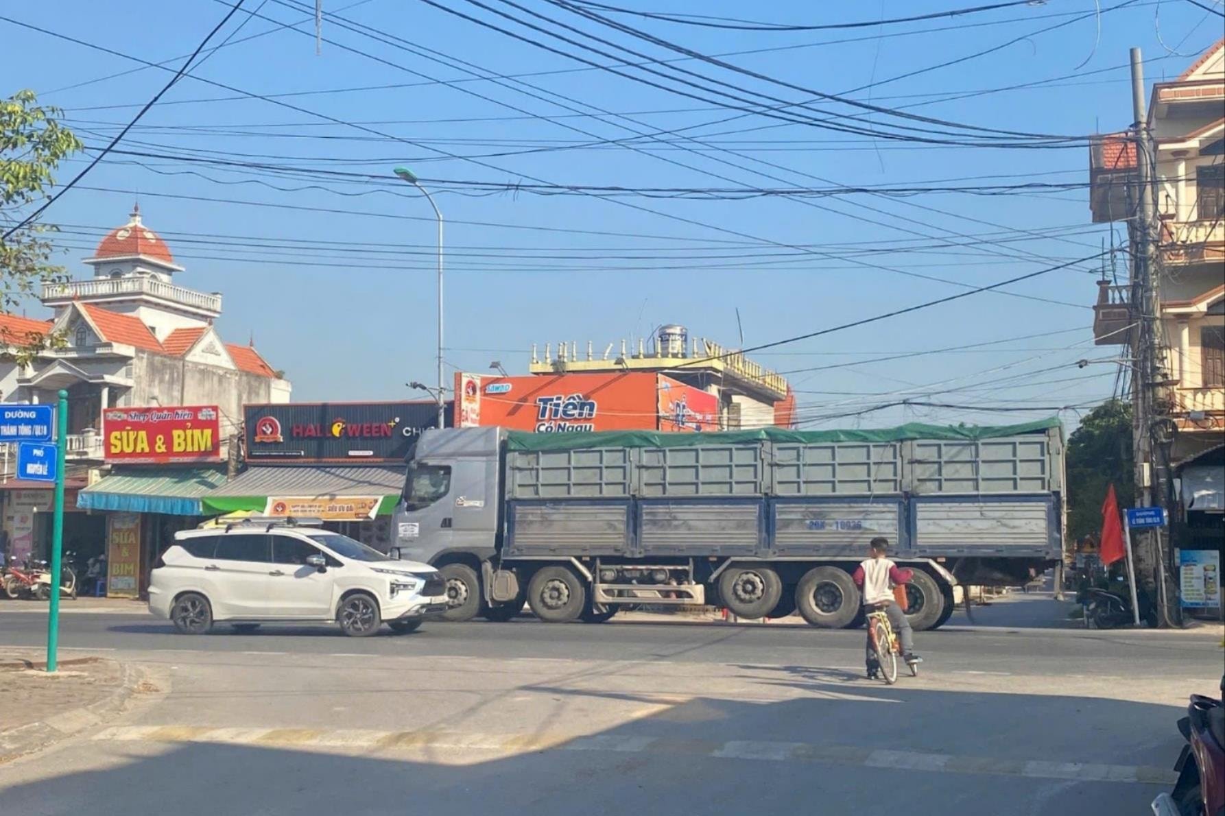 Infraestructura inadecuada de la Carretera Nacional 18 a través de Chi Linh