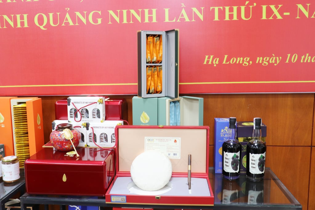 Products participating in the 9th OCOP evaluation and classification of Quang Ninh province in 2024, held in Ha Long city, December 20224.