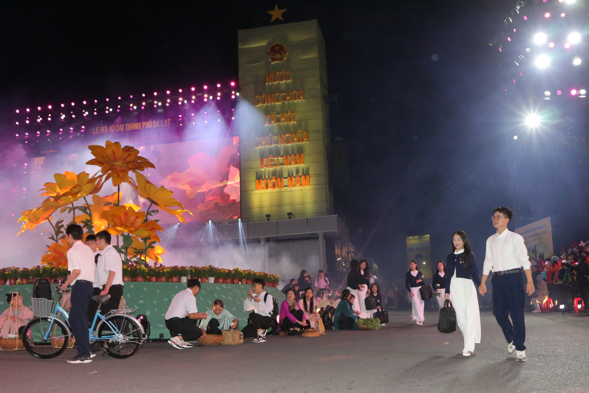 Dalat - kota pendidikan dan budaya.