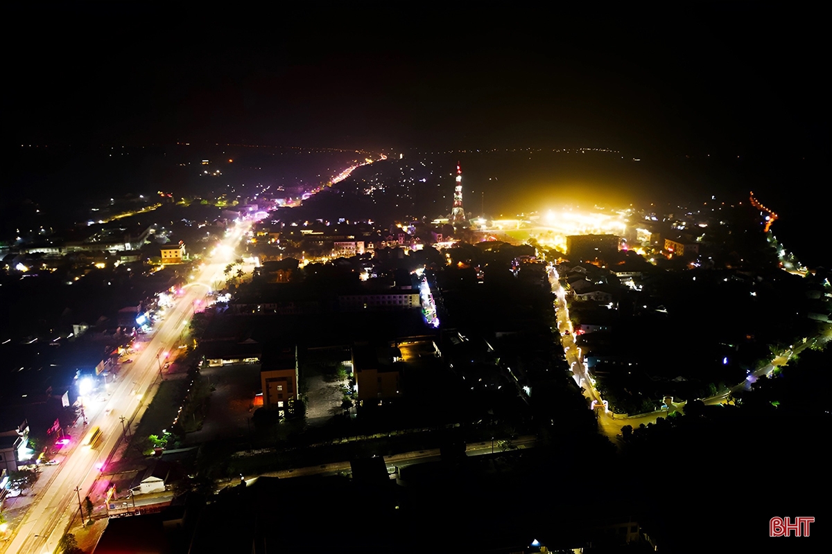 La zone urbaine du sud de Ha Tinh scintille pour accueillir le nouveau printemps