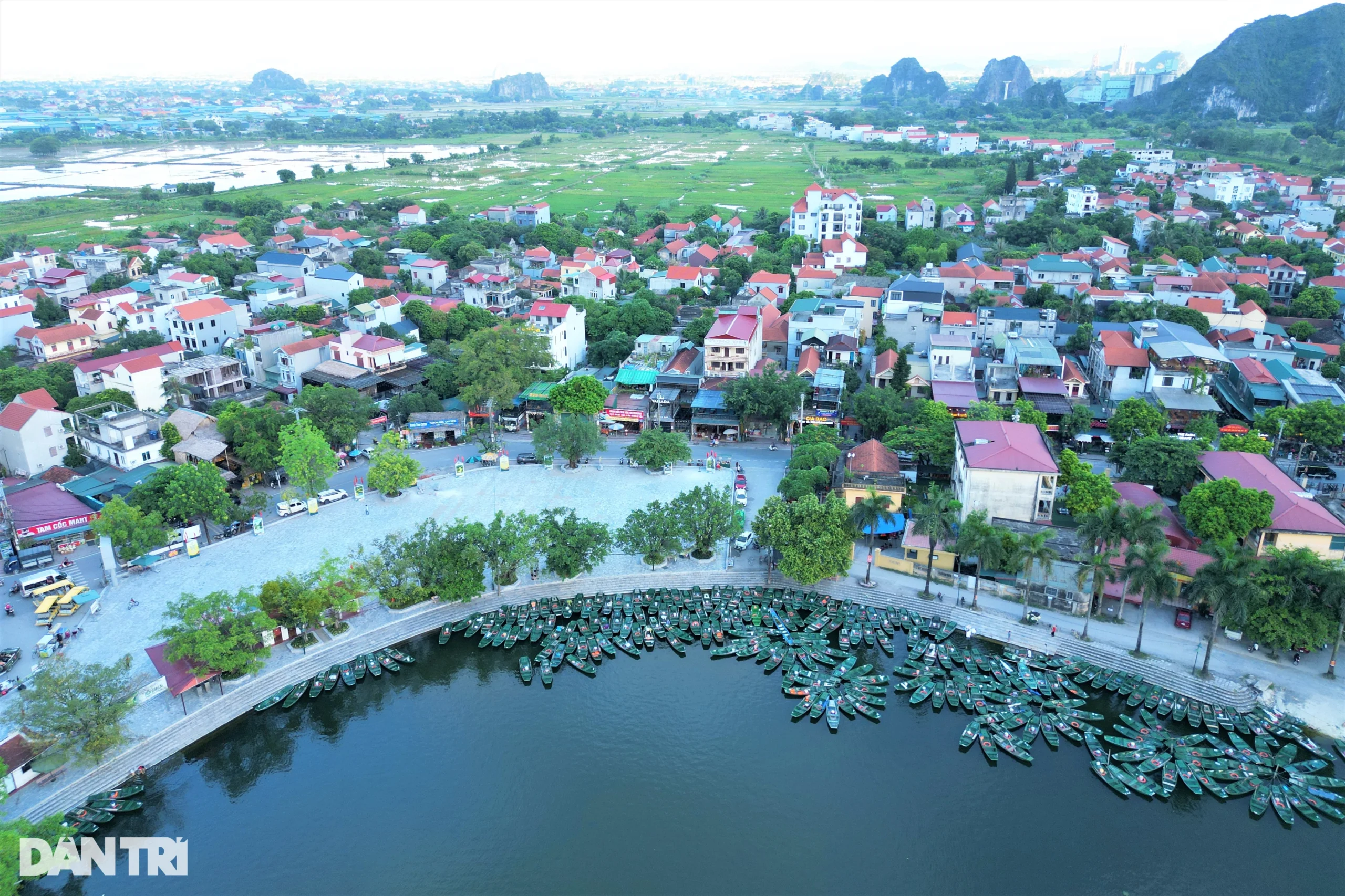 La rue de l'Ouest à Ninh Binh