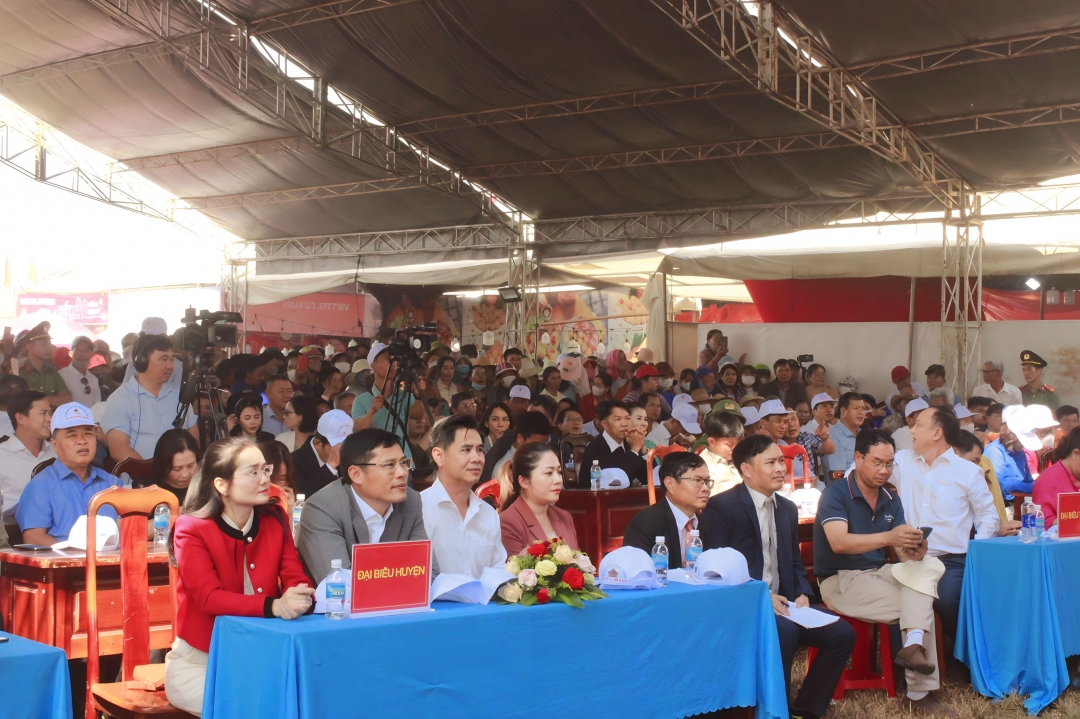 Festival animé de la culture populaire Viet Bac à Cu Ewi