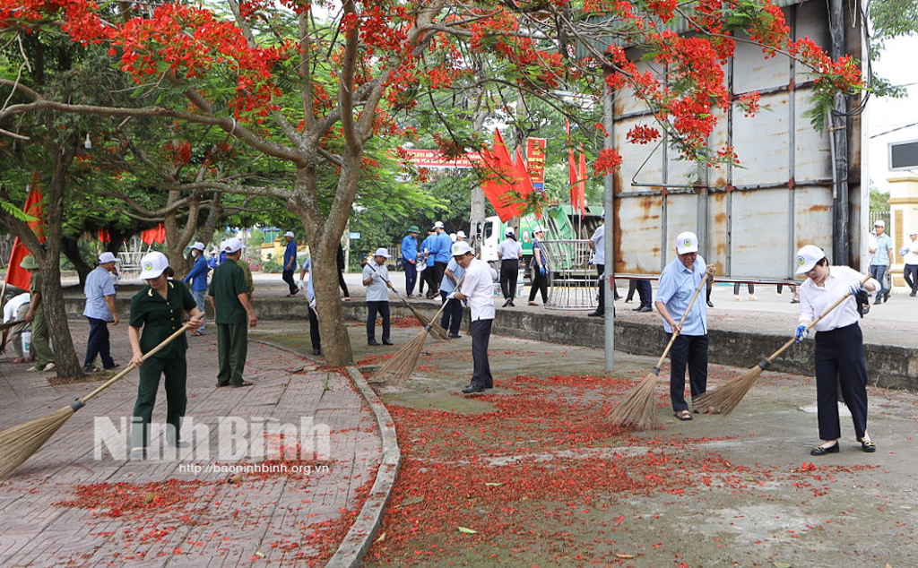 Phát động phong trào bảo vệ môi trường cải tạo cảnh quan nông thôn