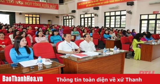 Công đoàn Viên chức tỉnh sinh hoạt chuyên đề “Phụ nữ và tình yêu”