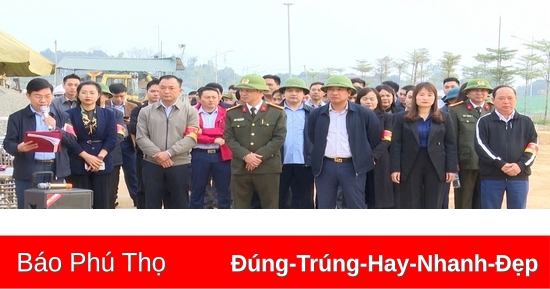 Cưỡng chế, bảo vệ thi công thực hiện quyết định thu hồi đất phục vụ dự án nhà ở đô thị tại Cẩm Khê