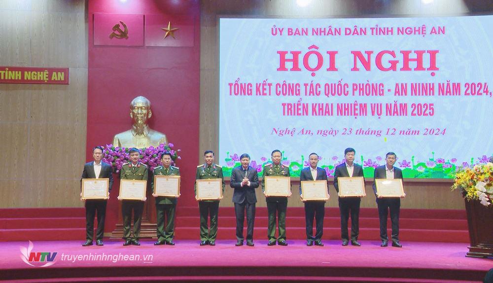 UBND tỉnh tổng kết công tác quốc phòng - an ninh năm 2024, triển khai nhiệm vụ năm 2025