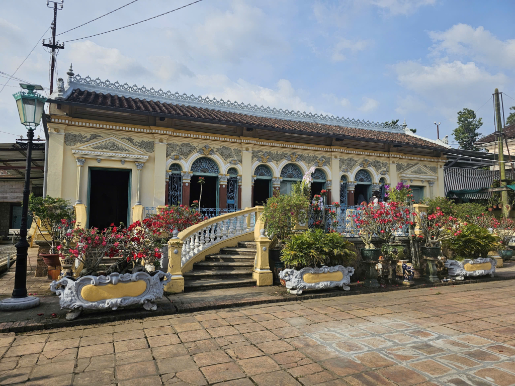 ផ្ទះនេះត្រូវបានសាងសង់ក្នុងឆ្នាំ 1870 ហើយឥឡូវនេះមានអាយុជាង 150 ឆ្នាំ។
