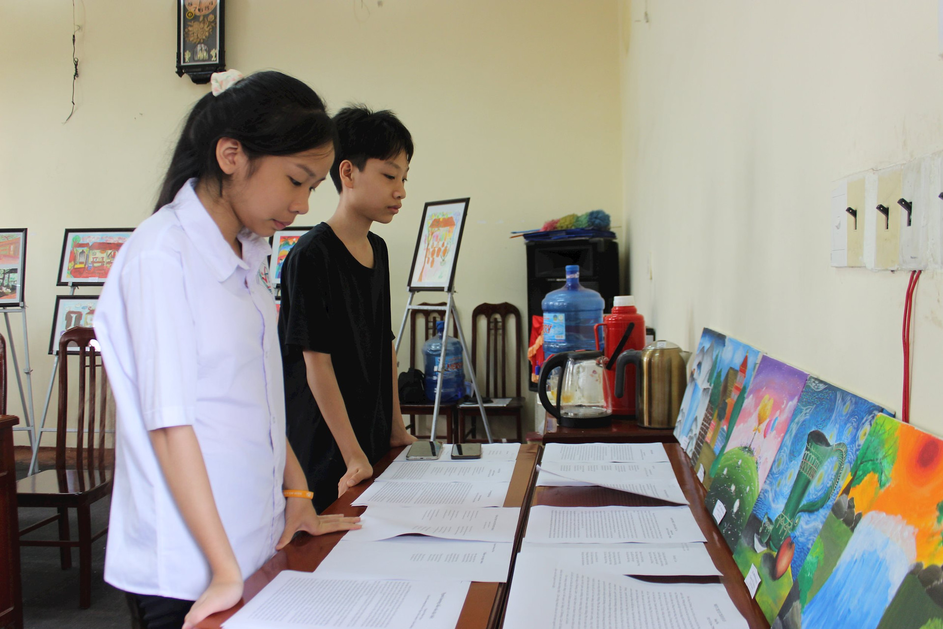 ស្នាដៃចំនួន ១១៧ មកពីថ្នាក់បណ្តុះបណ្តាលអក្សរសាស្ត្រ និងវិចិត្រសិល្បៈនៅទីក្រុង Hai Duong