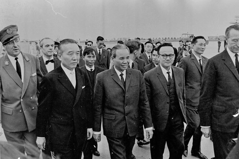 ttxvn-hiep-dinh-paris-nam-1973-nghe-thuat-vua-danh-vua-dam-6-3179.jpg