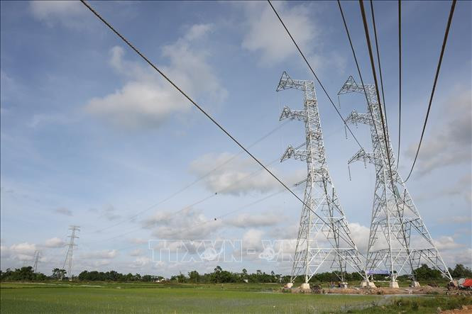 Im Wettlauf mit dem „Sprint“ zur Fertigstellung der 500-kV-Leitung 3, Quang Trach