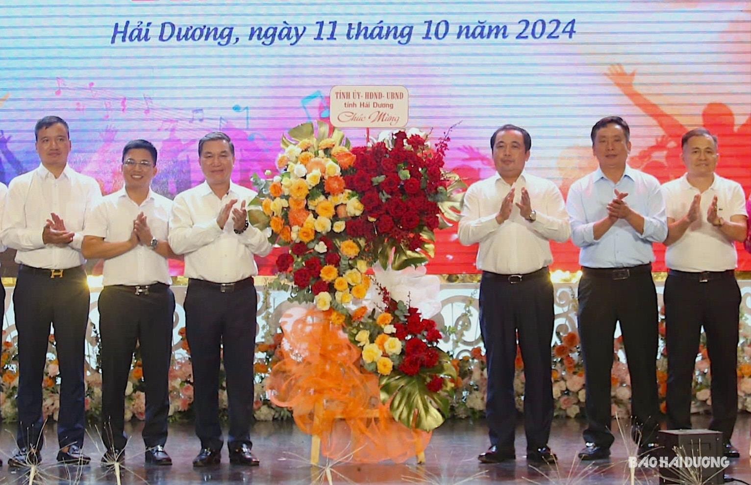 tran_duc_thang_bi_thu_tinh_uy_hai_duong-aacd9b80170524be1fe9ff66de8eddeb(1).jpg