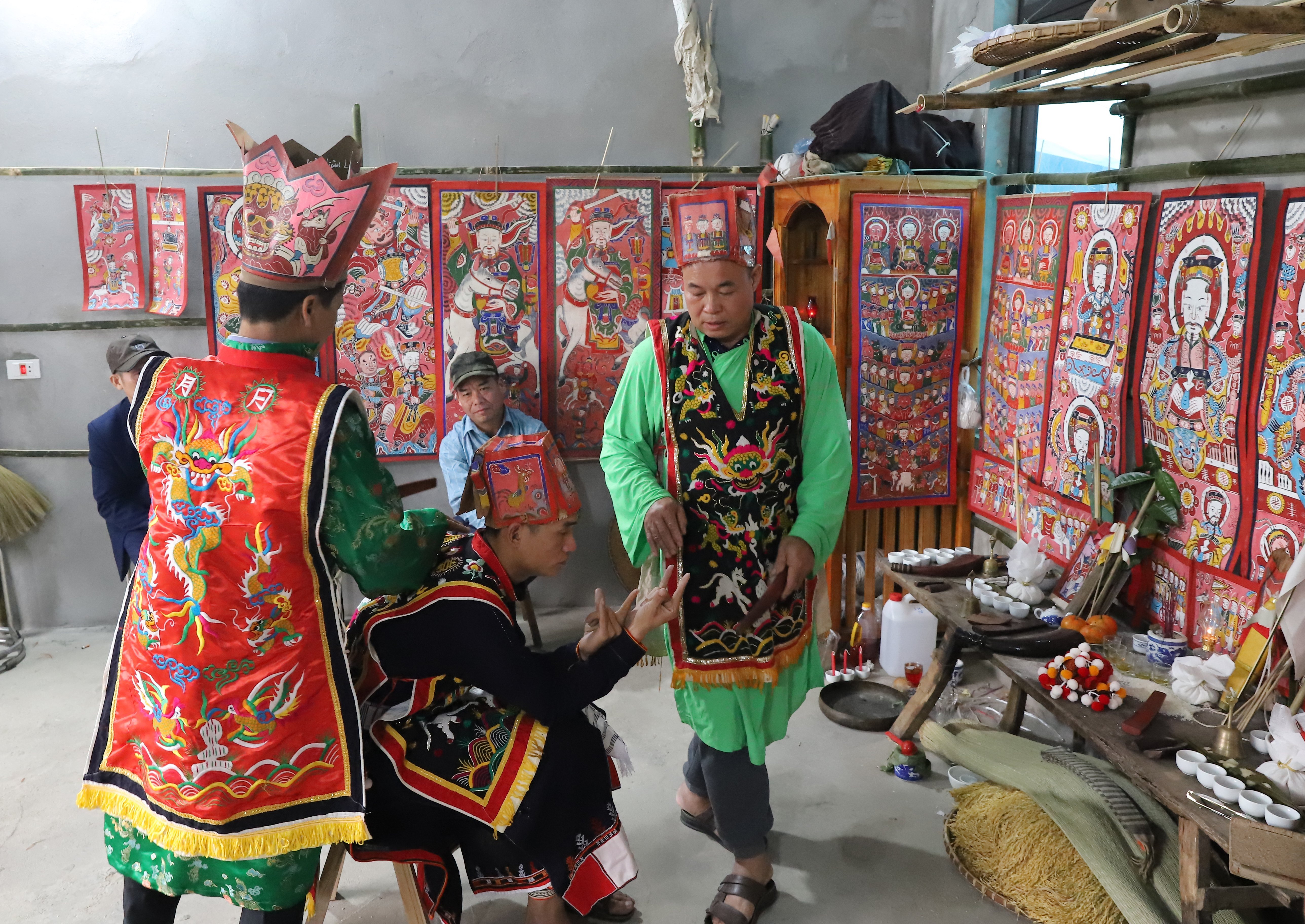 Unique Coming of Age Ceremony of the Dao Quan Chet People