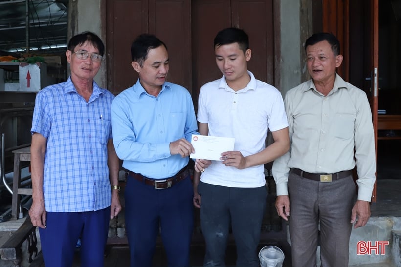 Ha Tinh mobilizes resources to support livelihoods for the poor