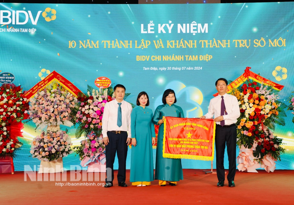 BIDV Chi nhánh Tam Điệp kỷ niệm 10 năm thành lập và khánh thành trụ sở mới