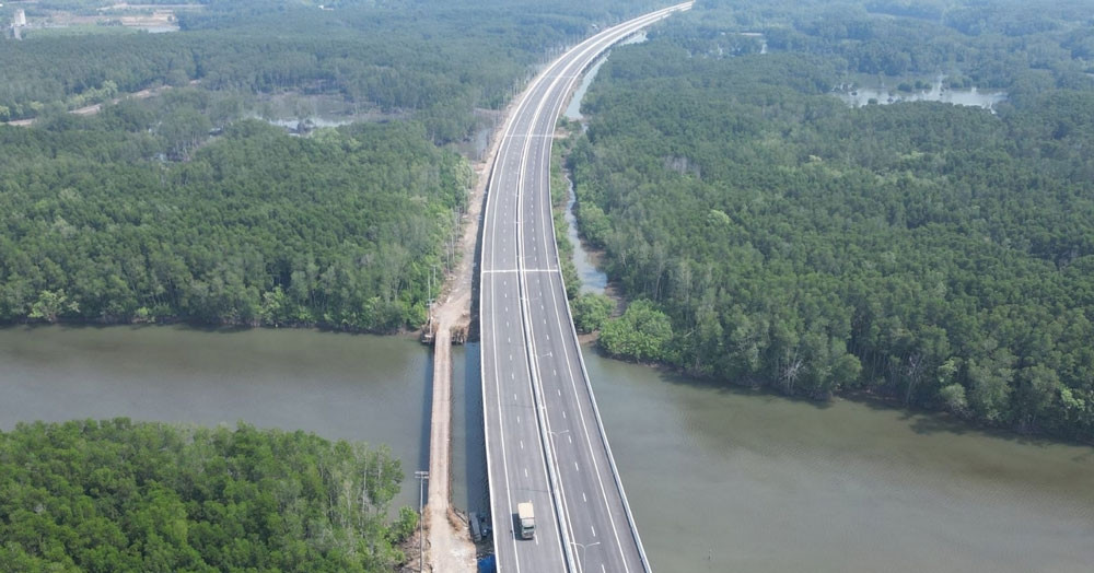 Miễn phí lưu thông 11km trên cao tốc Bến Lức - Long Thành