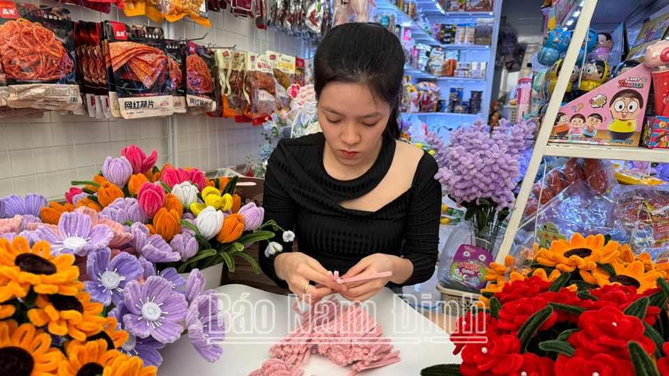 Make zinc flower products to serve customer needs.