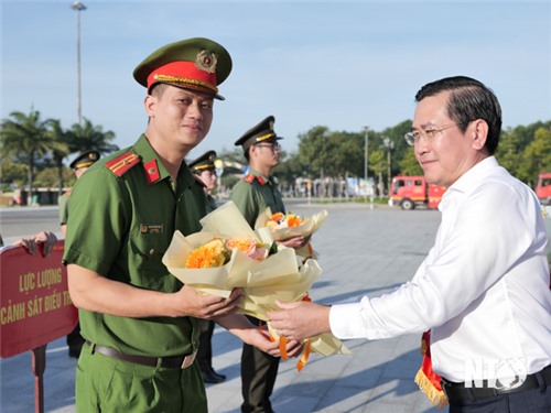 Lễ ra quân thực hiện cao điểm trấn áp tội phạm dịp Tết Nguyên đán Giáp Thìn 2024