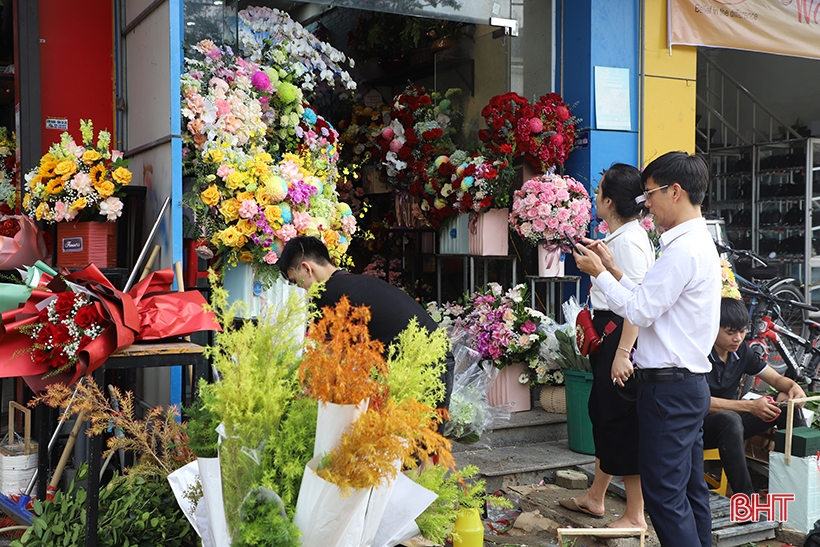 Thỏa sức chọn hoa tươi, quà tặng dịp lễ 20/10 ở TP Hà Tĩnh