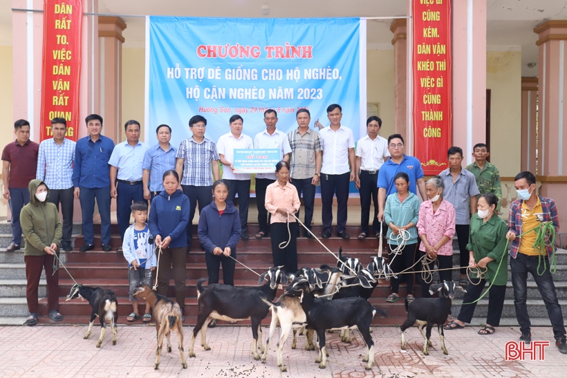 Organiser activement les activités du Mois de pointe « Pour les pauvres » à Ha Tinh