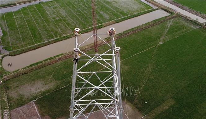 Hoàn thành đóng điện đường dây 500 kV mạch 3 cung đoạn Thanh Hóa