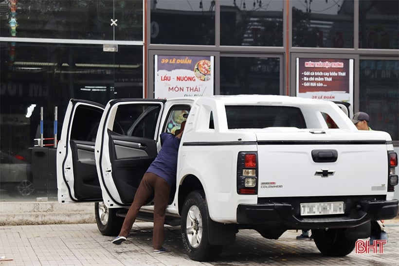 Car wash services 