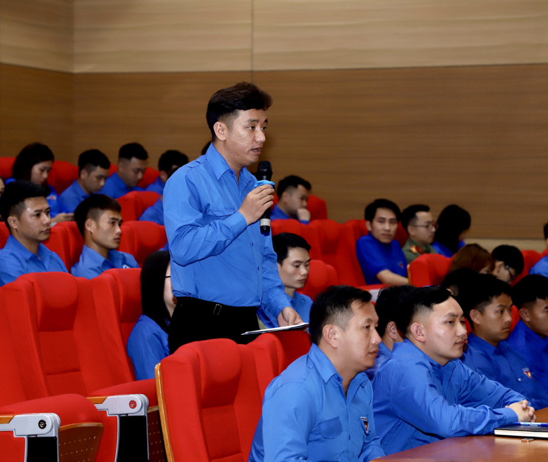 ĐV Lý Trọng Nghĩa (Yên Minh) đặt câu hỏi đối thoại với Chủ tịch UBND tỉnh