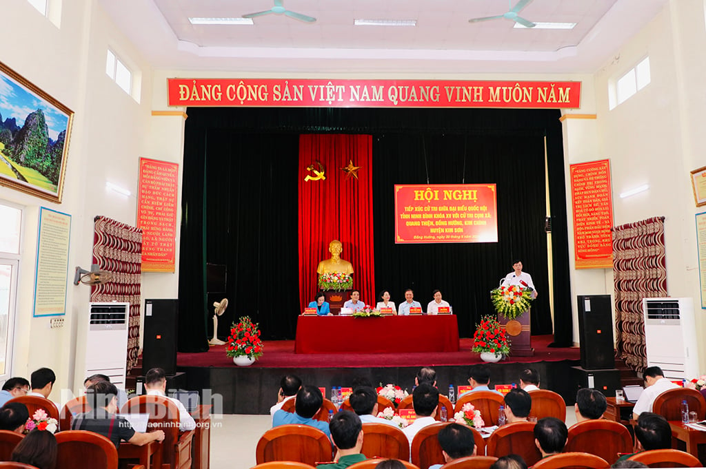 Đoàn đại biểu Quốc hội tỉnh tiếp xúc cử tri huyện Kim Sơn thành phố Tam Điệp