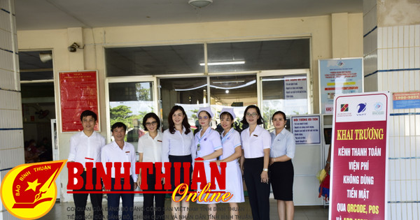 Agribank Binh Thuan accompanies cashless hospital fee payment