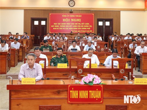 Hội nghị học tập, quán triệt các chỉ thị, kết luận, quy định, thông báo kết luận của Bộ Chính trị, Ban Bí thư và các nghị định của Chính phủ