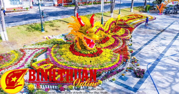 Inauguración de la calle de flores de primavera de Nguyen Hue