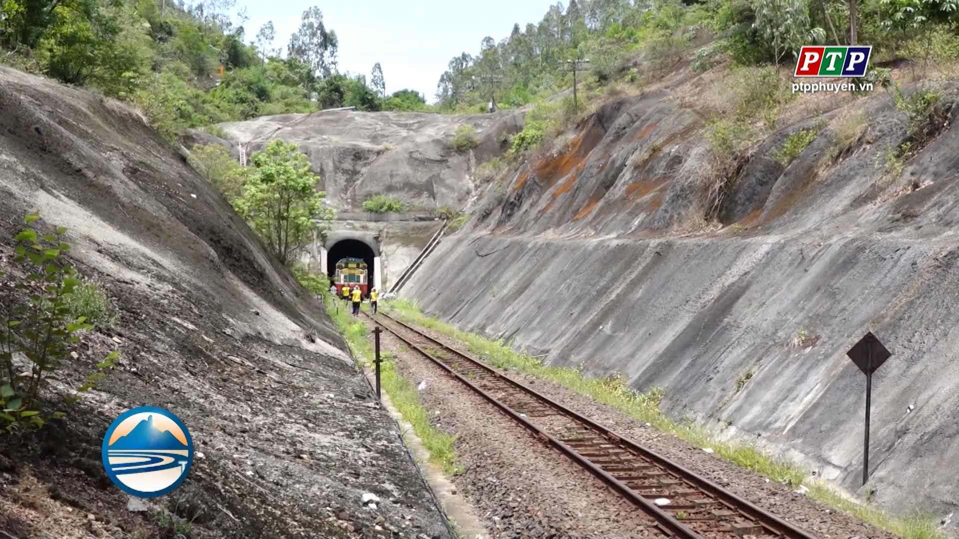 Das Ausmaß der Erdrutsche im Chi-Thanh-Eisenbahntunnel ist größer als ursprünglich erwartet.