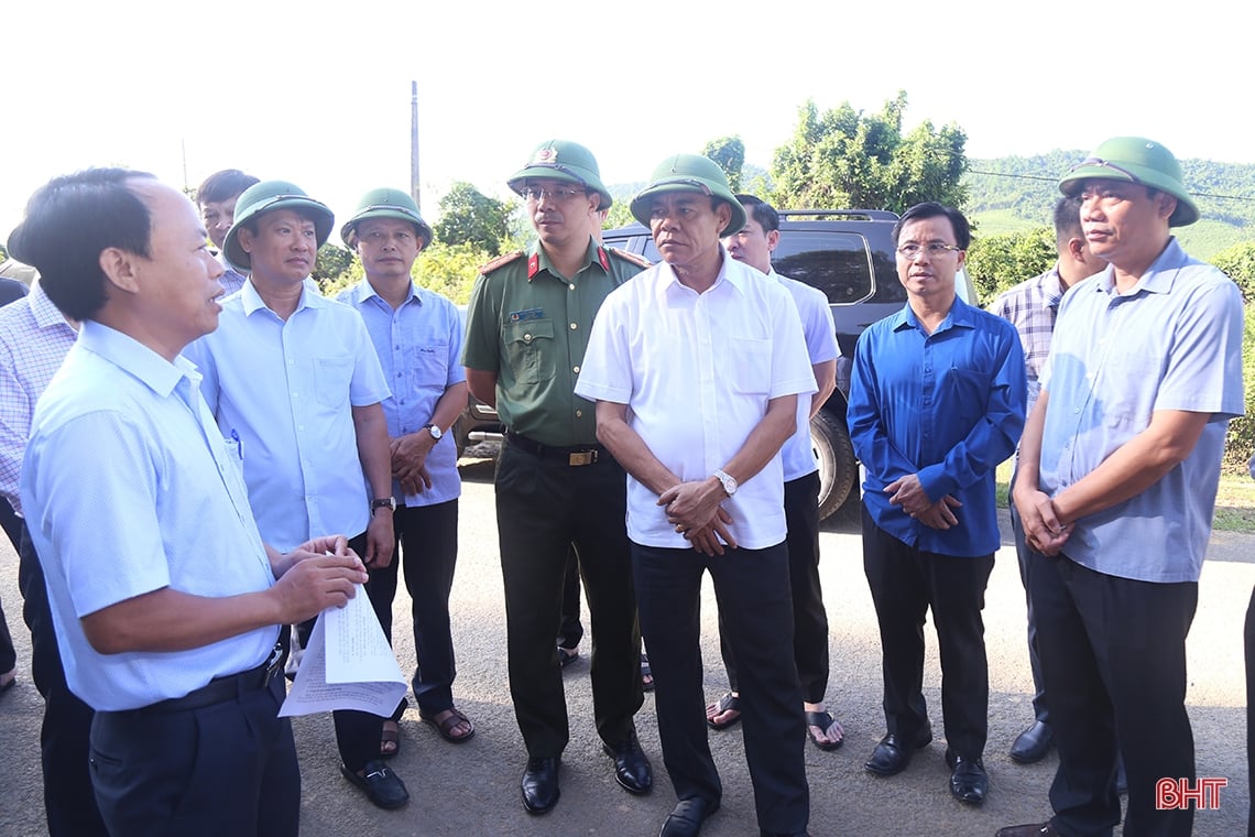 Bonne coordination, suppression des difficultés pour mettre en œuvre le projet d'autoroute Nord-Sud à travers Ha Tinh