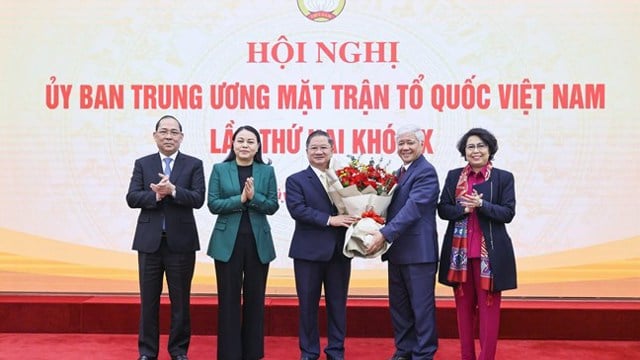 Tạo đồng thuận cao trong thực hiện cuộc cách mạng về tinh gọn bộ máy