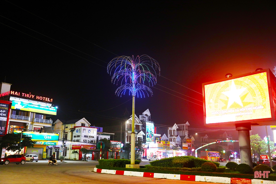 Der südliche Stadtbereich von Ha Tinh begrüßt den neuen Frühling in strahlendem Glanz