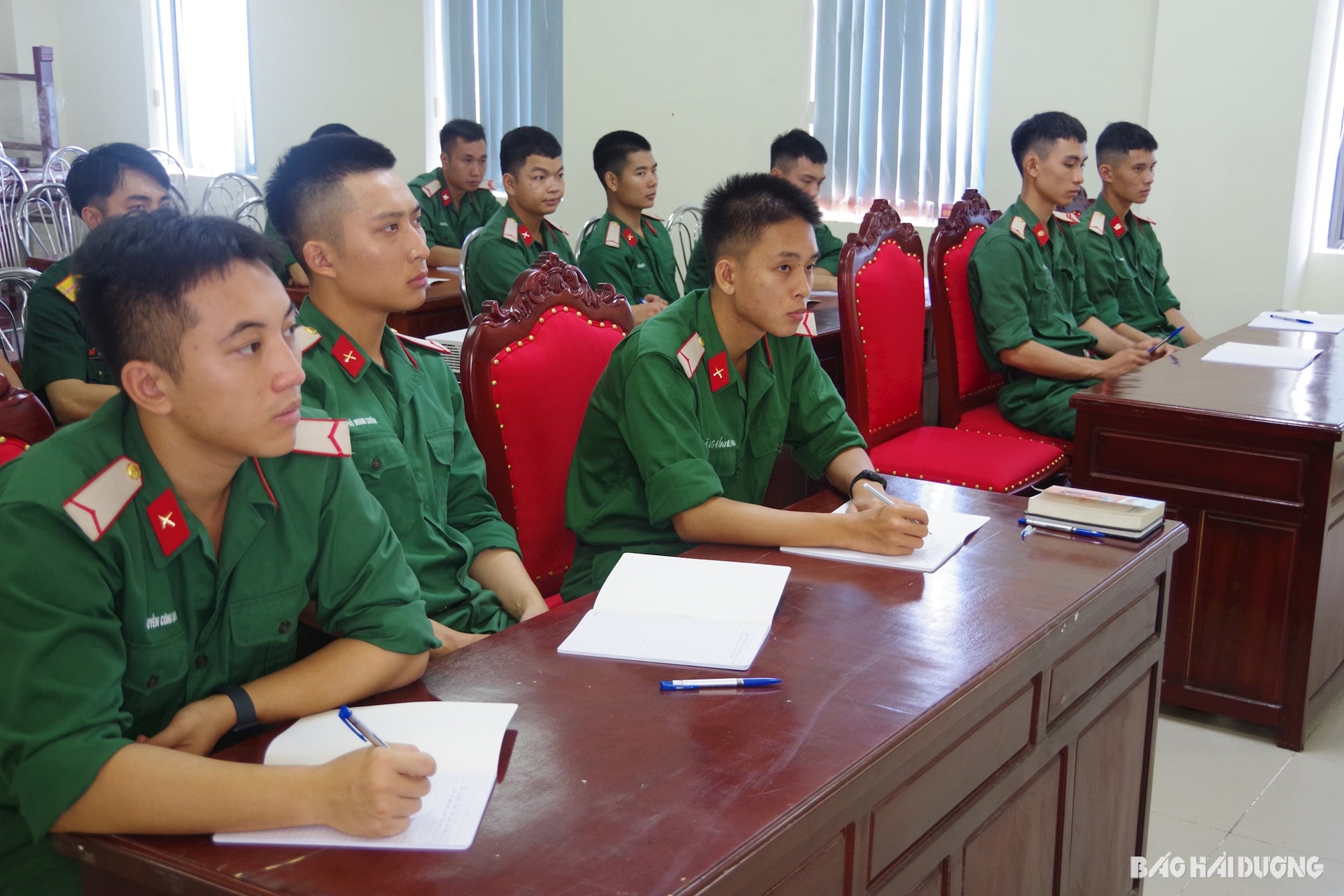 ផ្លូវហែលទឹក.jpg