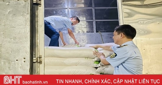 Detenido un sospechoso de transportar 3 toneladas de azúcar de contrabando a través de Ha Tinh