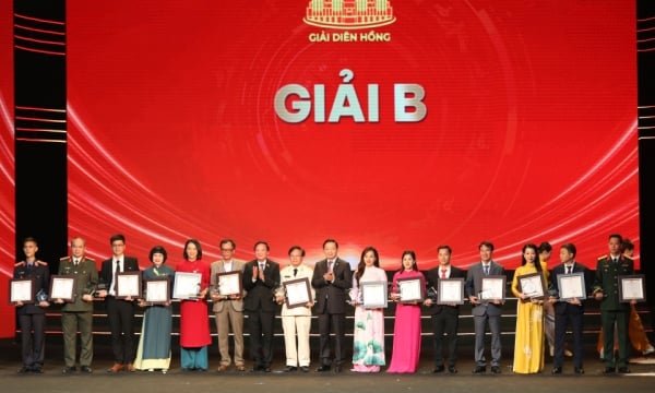 Le Centre des médias de la province de Quang Ninh a remporté le prix B et le 3e prix de la presse Dien Hong