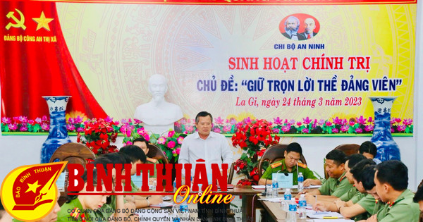 ផ្តោតលើការកសាងប្រព័ន្ធបក្ស និងនយោបាយស្អាតស្អំ