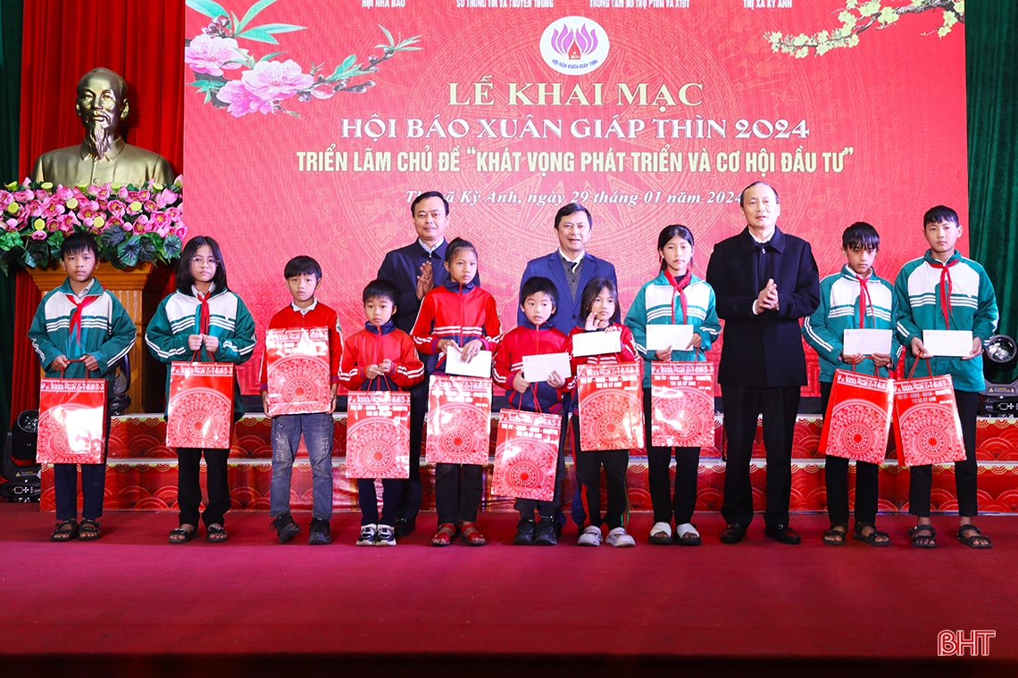 Ha Tinh eröffnet das Giap Thin Spring Zeitungsfestival 2024